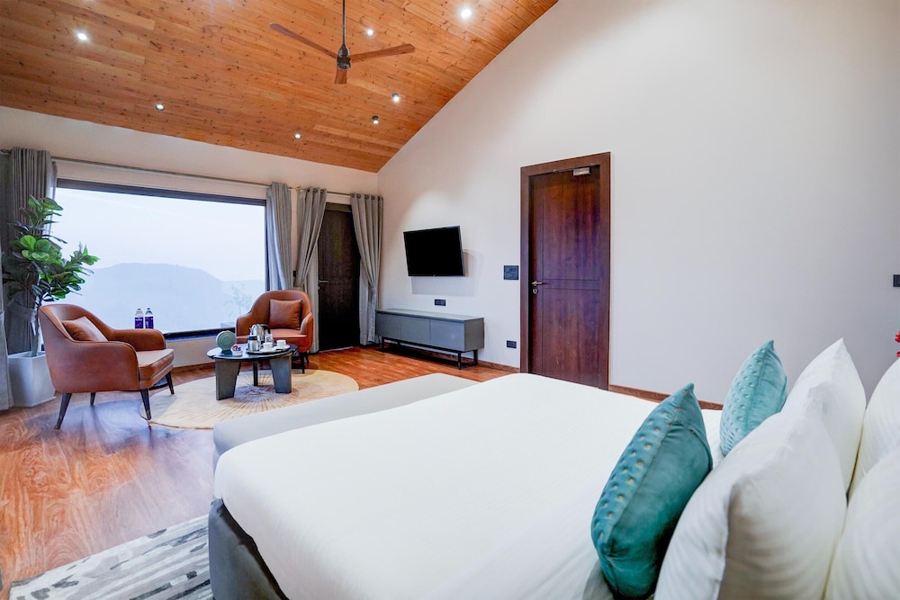 Sunday Premium 5 BHK Villa Mihika, Shimla