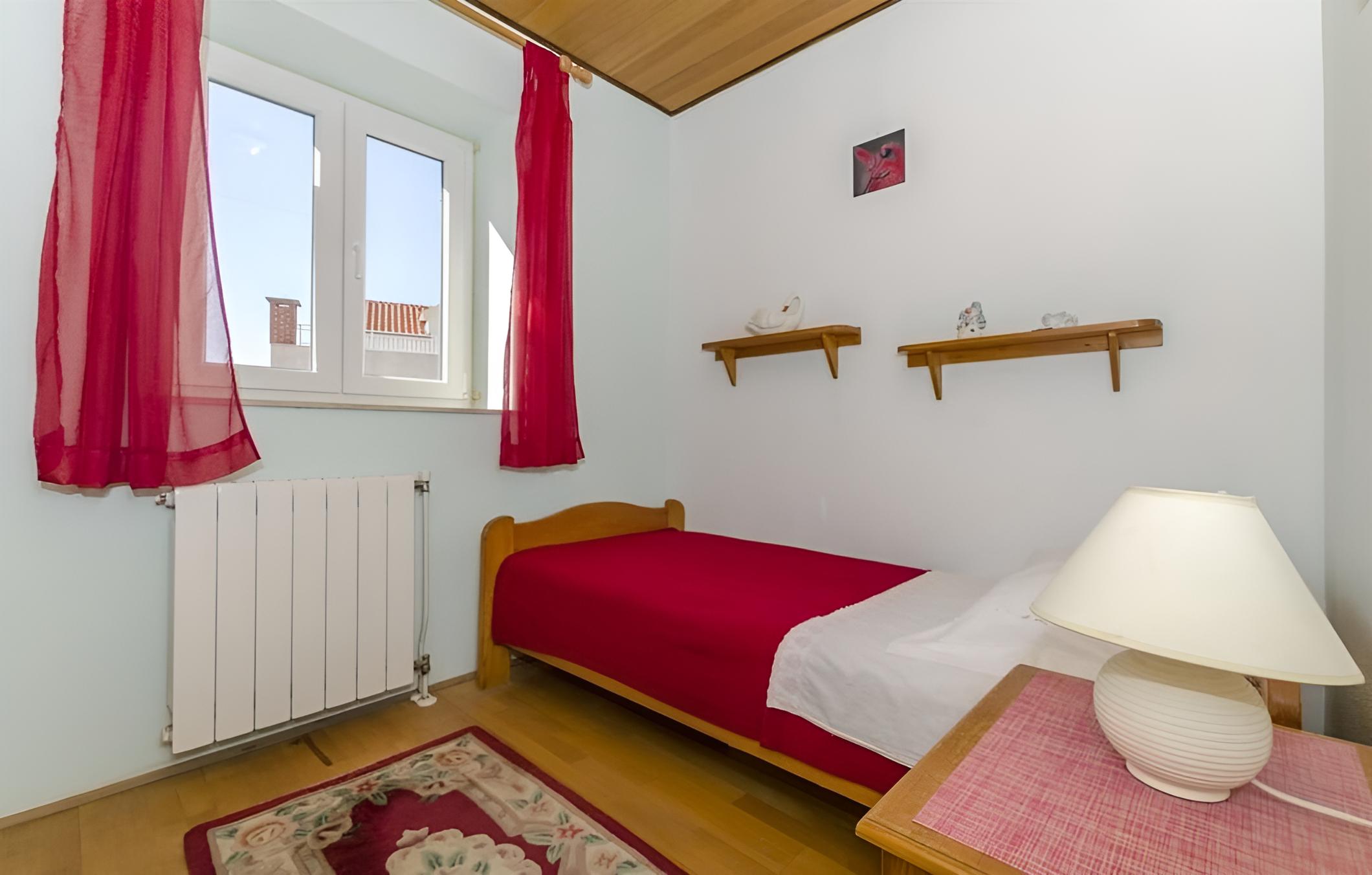 Lile - 30 m From Beach - A2 en Postira