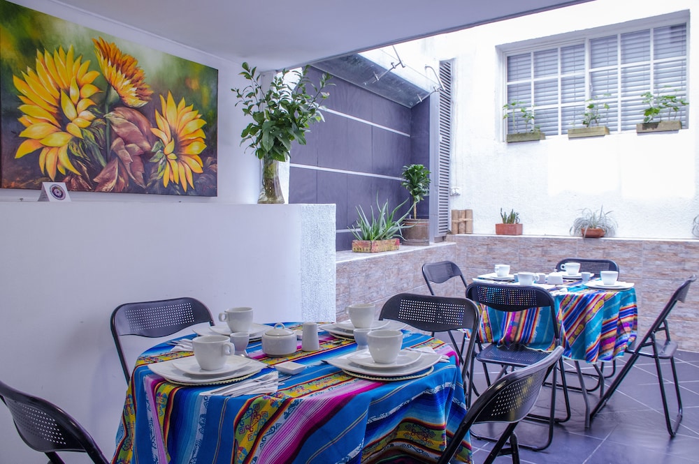 Santa Monica Alta Hotel Boutique - Hostel