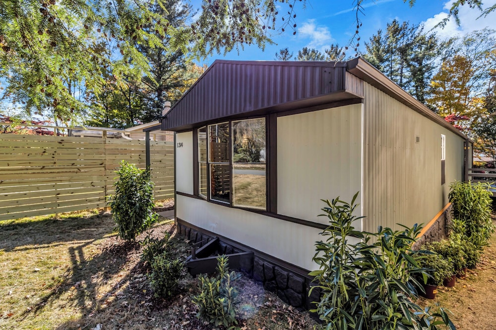 Groovy Guest House