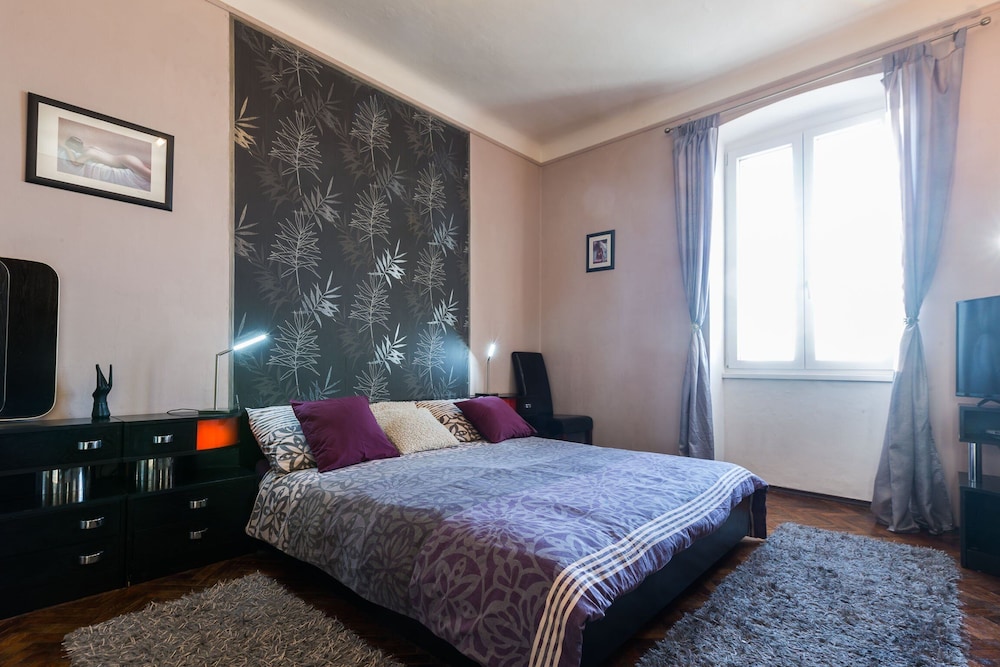 Charming Apartment in Zadar With City Views