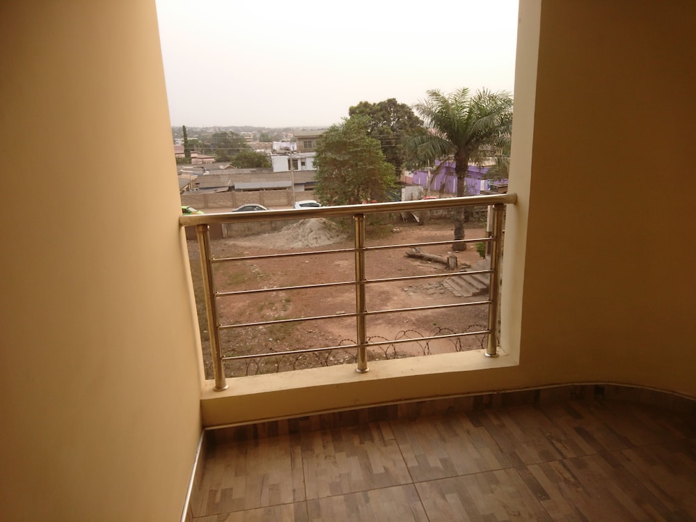 The Golden Apple Guest House