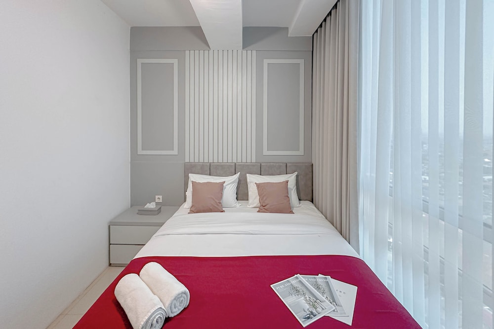 Combined Grey Toned 2Br Apartment At The City Square Surabaya