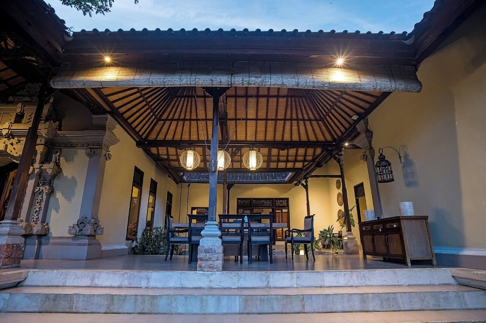 Villa Cemadik