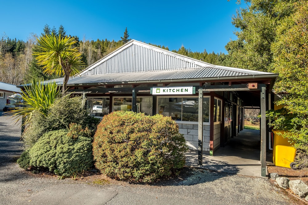 Alpine Adventure Holiday Park