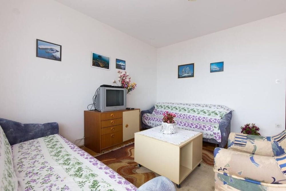 Apartman Mona 1