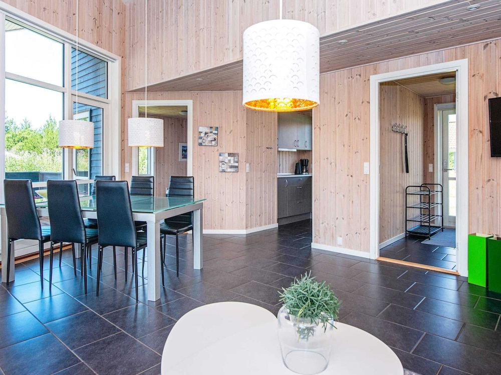6 Person Holiday Home in Ulfborg