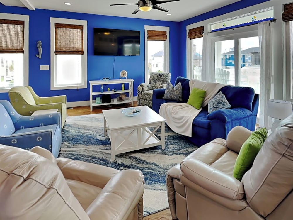 Shore Sounds Fun by Topsail Realty