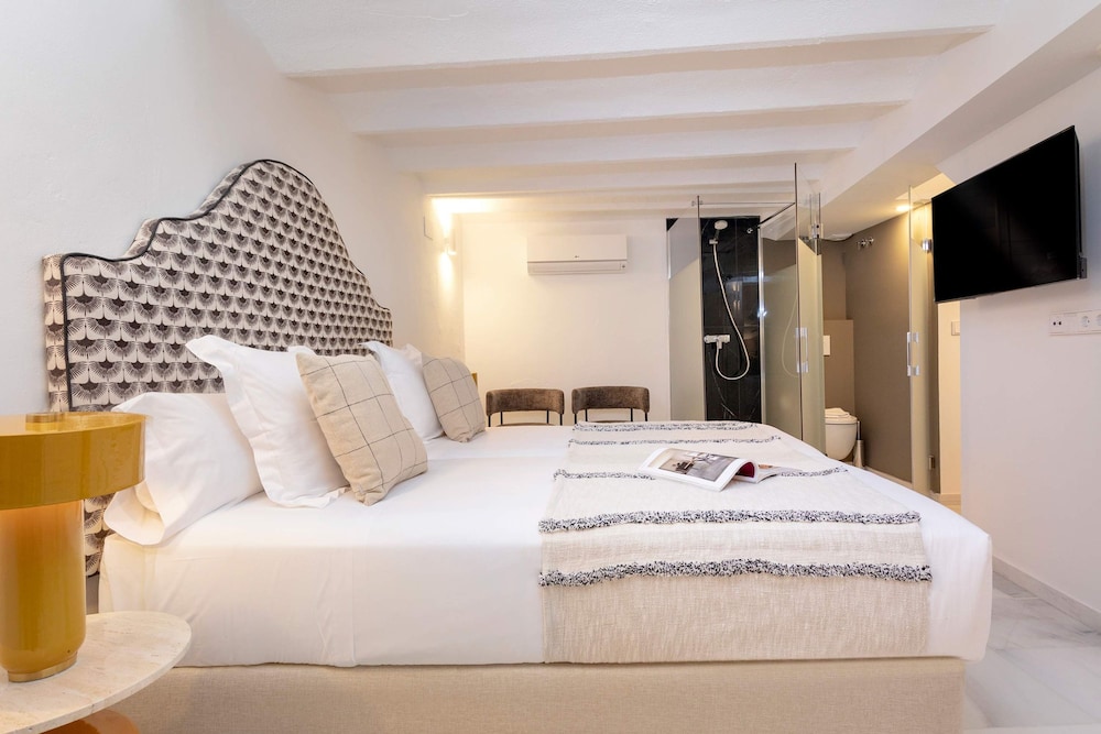 Cozy 3BD Duplex in Seville Center Gran Poder II