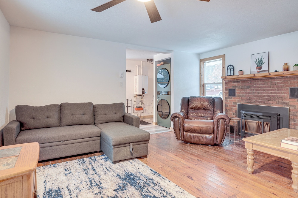 Fish Year-round: Riverfront Cottage in Rhinelander