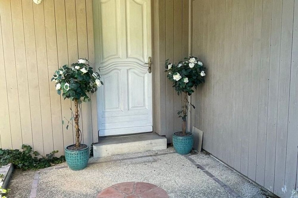 Holiday Home in Dordogne With Pool & Bubble Bath