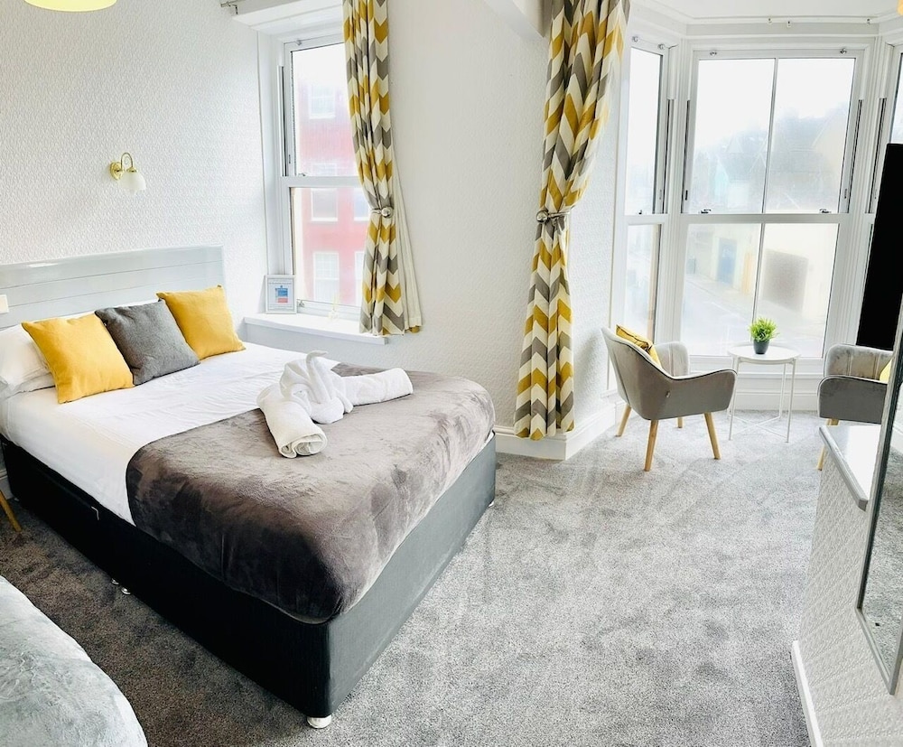 gwesTY Guest House