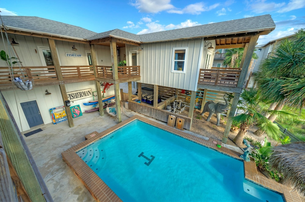 Fish Camp Buyout by Avantstay Unique 6bdr Escape Private Pool Views