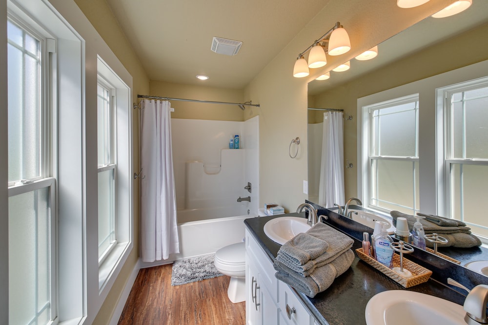 'marie's Place' - Walk to Subiaco Abbey! - Property Image 3