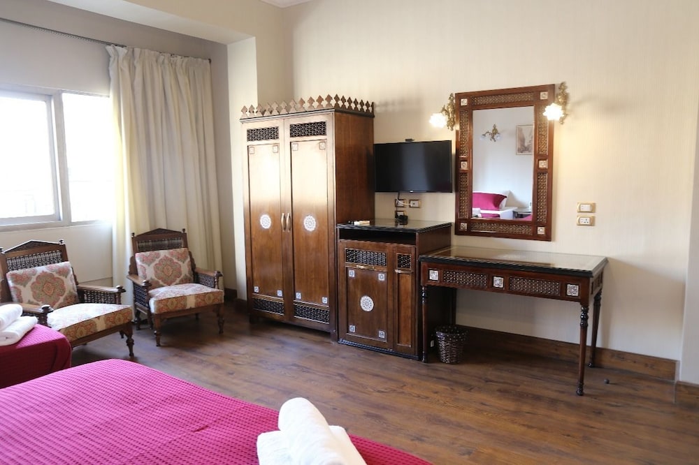Royal Apartments in Cairo Down town