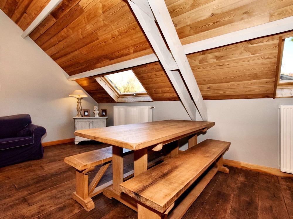 Cozy, Authentic and Quiet House view 4