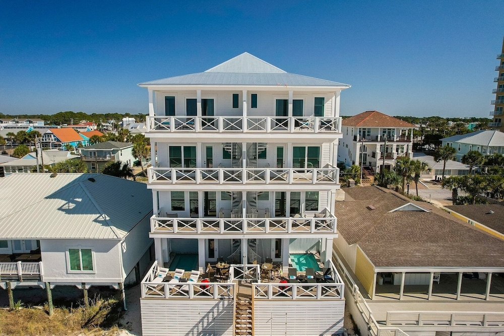 Joy By The Sea 5 Bedroom Home