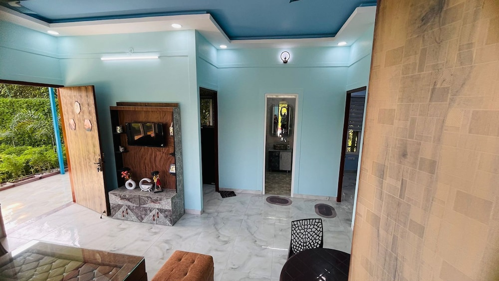 GoBravo 48 -2BHK Farm with Pool & Lawn Sector 150 Noida
