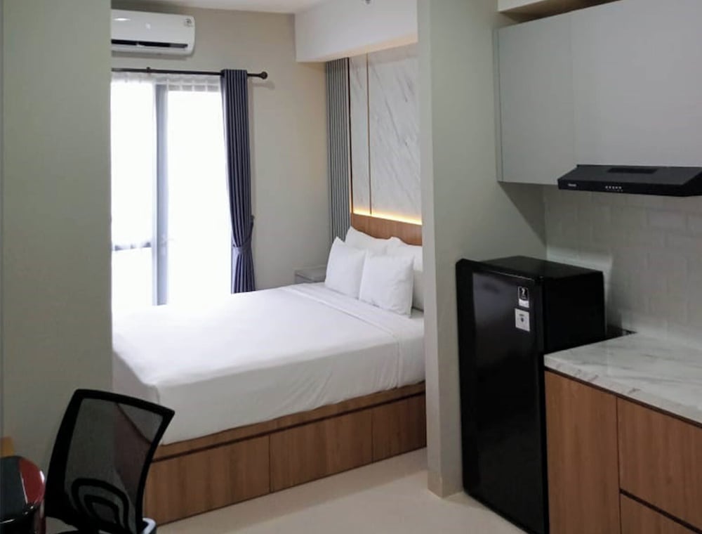 The Cozy Rooms at The Ayoma Residence view 3
