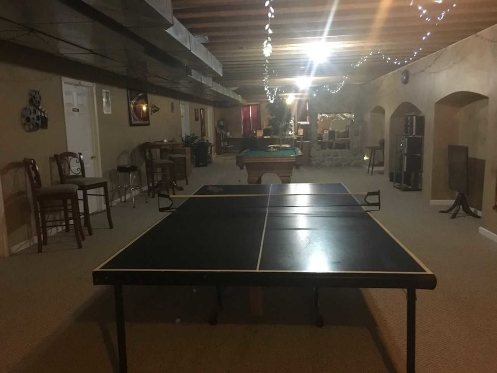 Oak Creek Lodge