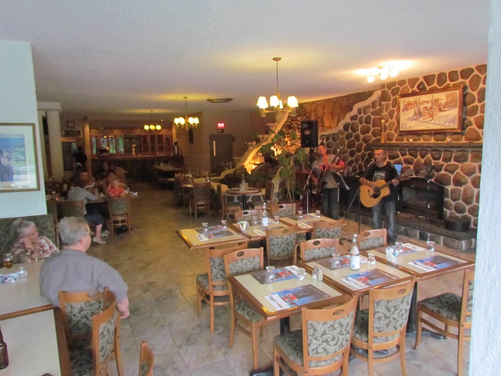 L Auberge et restaurant La Glacière