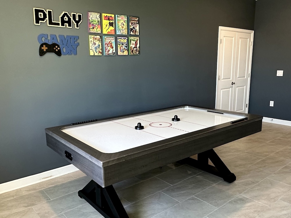 Luxurious Retreat Games & More