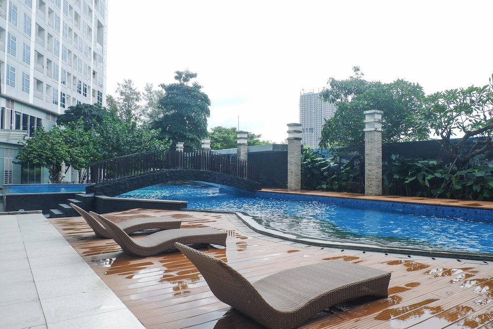 1Br Good Designed At Grand Sungkono Lagoon Apartment