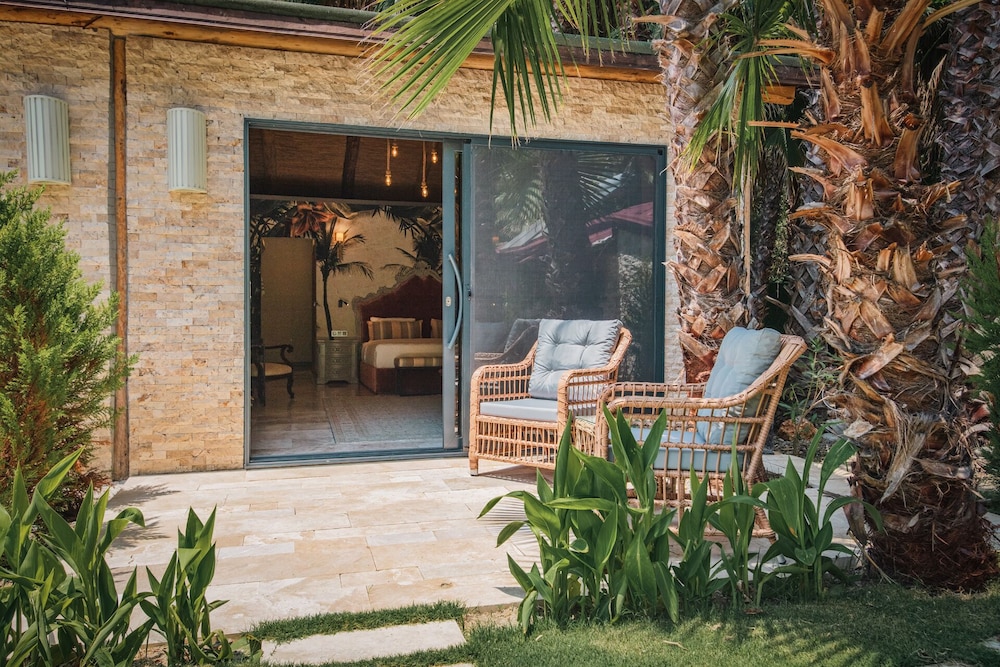 Layla Gocek - Yetişkinlere Özel - Image 42