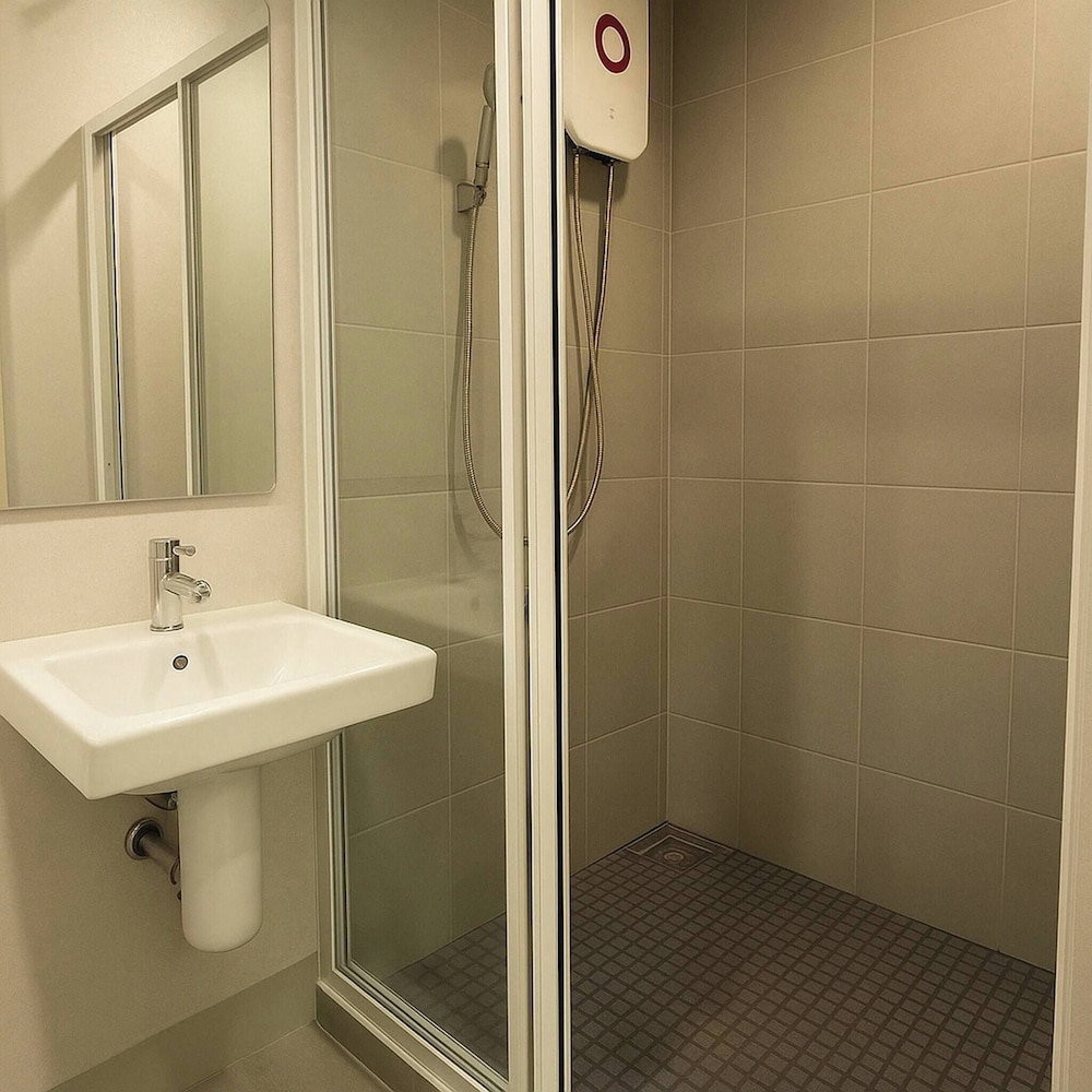 Elio Del Ray Condo Feel Resort Bill Included