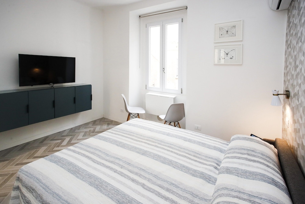 Cozy Studio in Bocconi Area, Milan