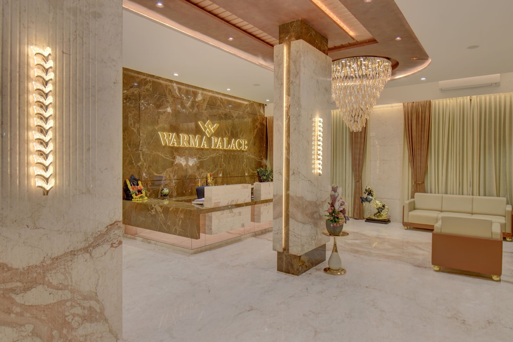 Hotel Warma Palace