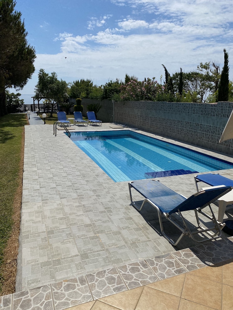 Villa Angela