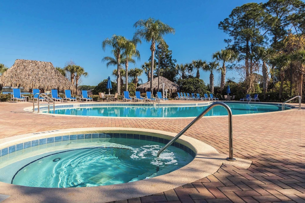 Serene Stay At Bahama Bay