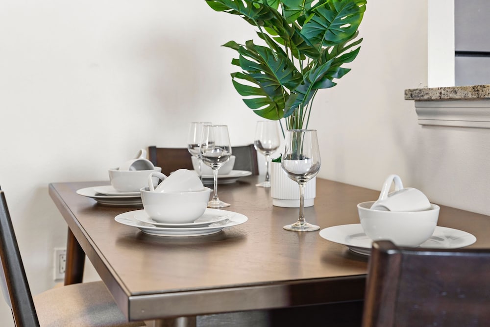 Furnished Apartment Near Longwood