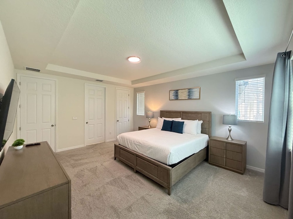 Upstay - Modern Family Home w Pool Solara Resort