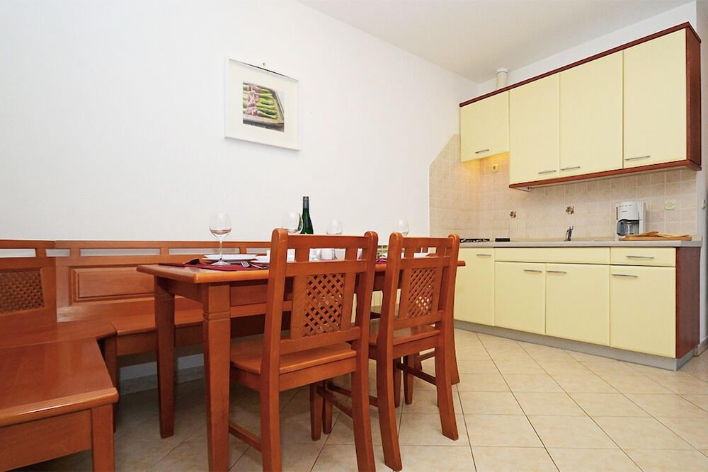 House Adrijana