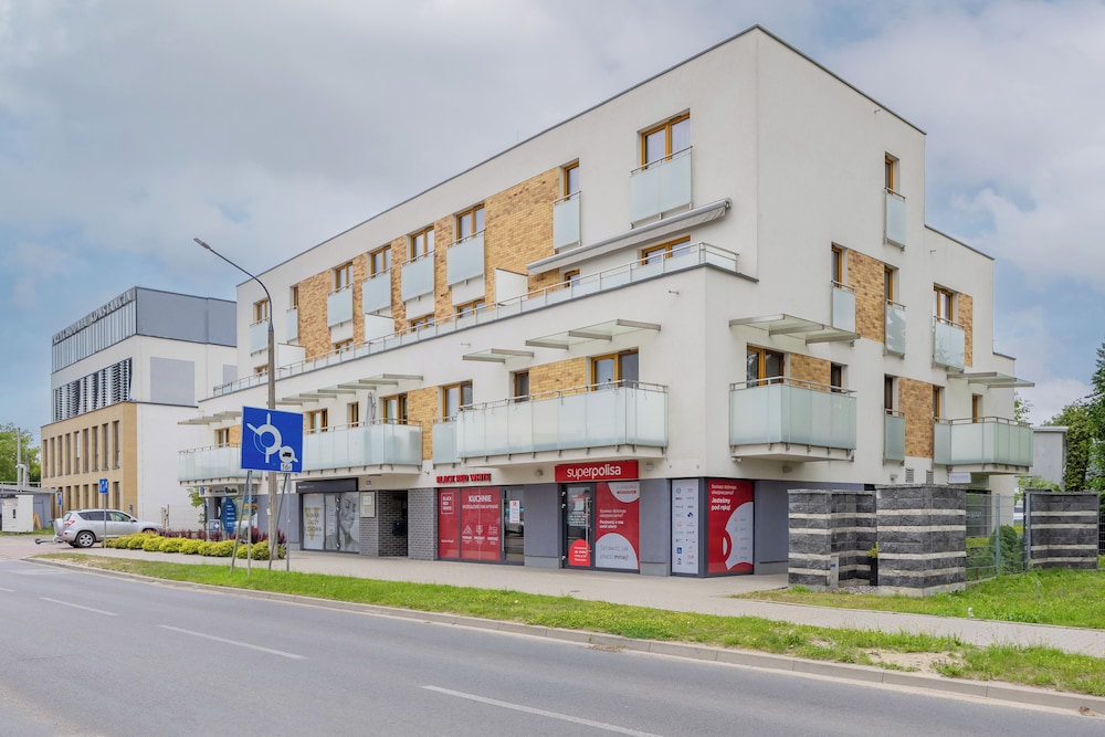 Bielawska Marina Apartment by Renters view 3
