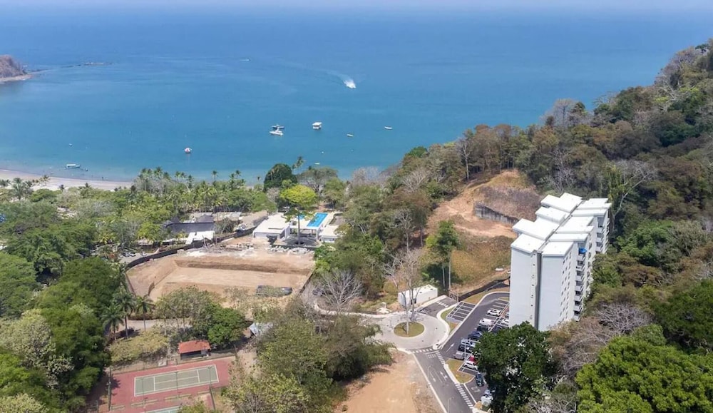 Stunning 2 Bedroom Apartment in Punta Esmeralda , Costa Rica