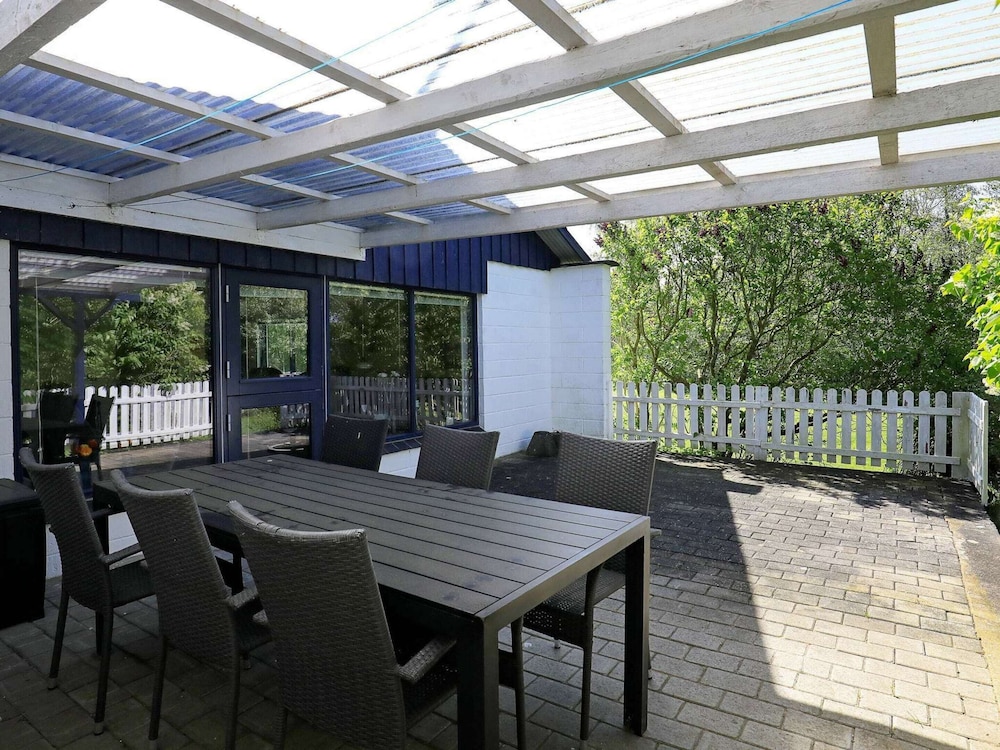 Refreshing Holiday Home in Spøttrup near Sea