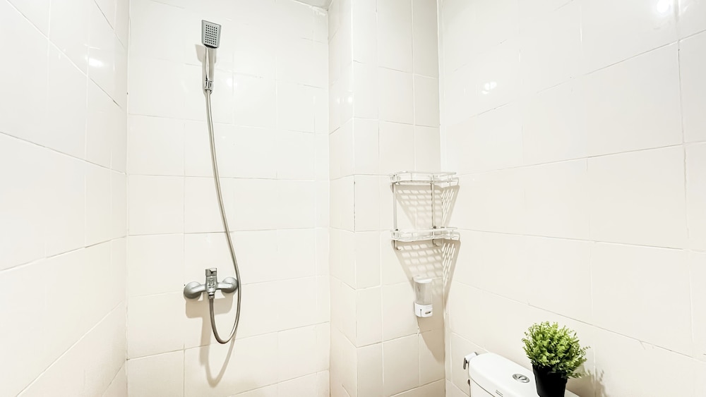 2Br Medina Apartment Near Pelita Harapan University