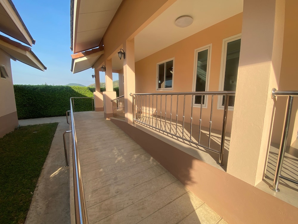 Chang Noi wheelchair accessible resort