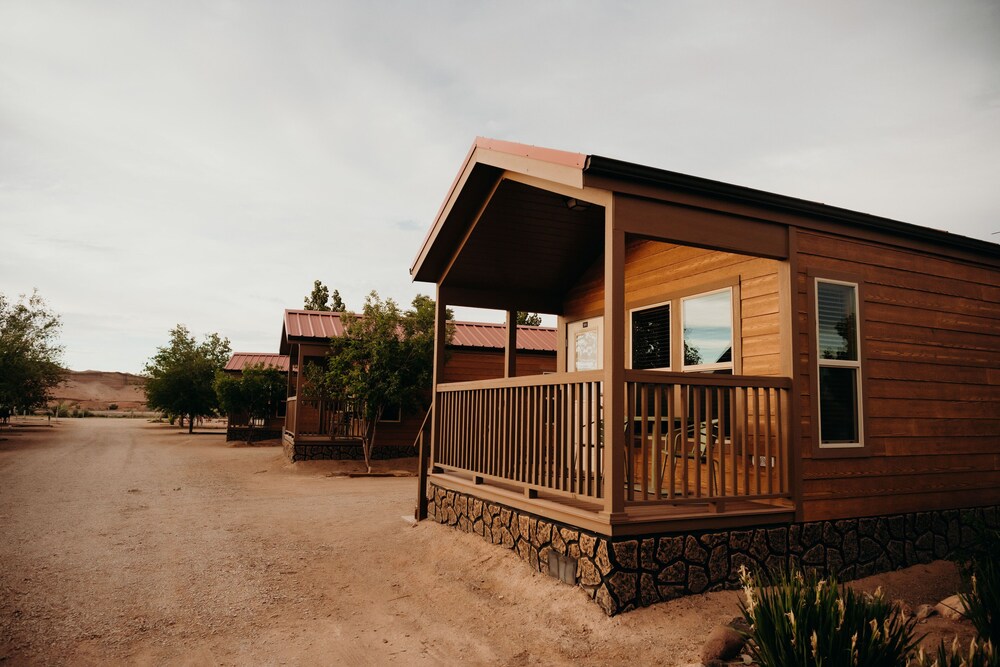 Dukes Slickrock Campground & RV Park