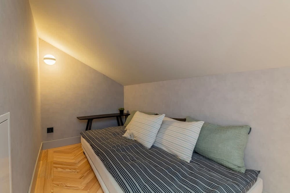 w Cozy Penthouse at Palacio Real