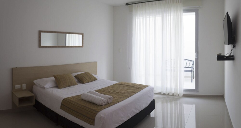 Color Hostel