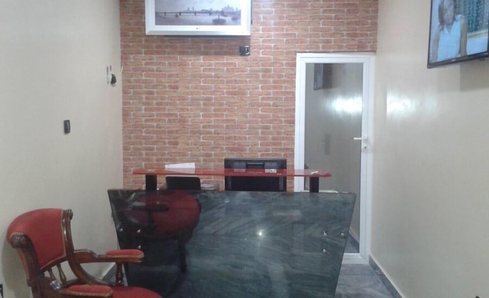 Zizi Luxury Apartment