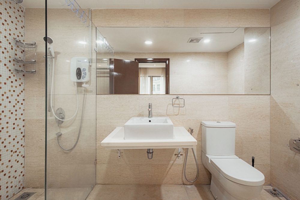 NaiBnB @ Regalia Residence