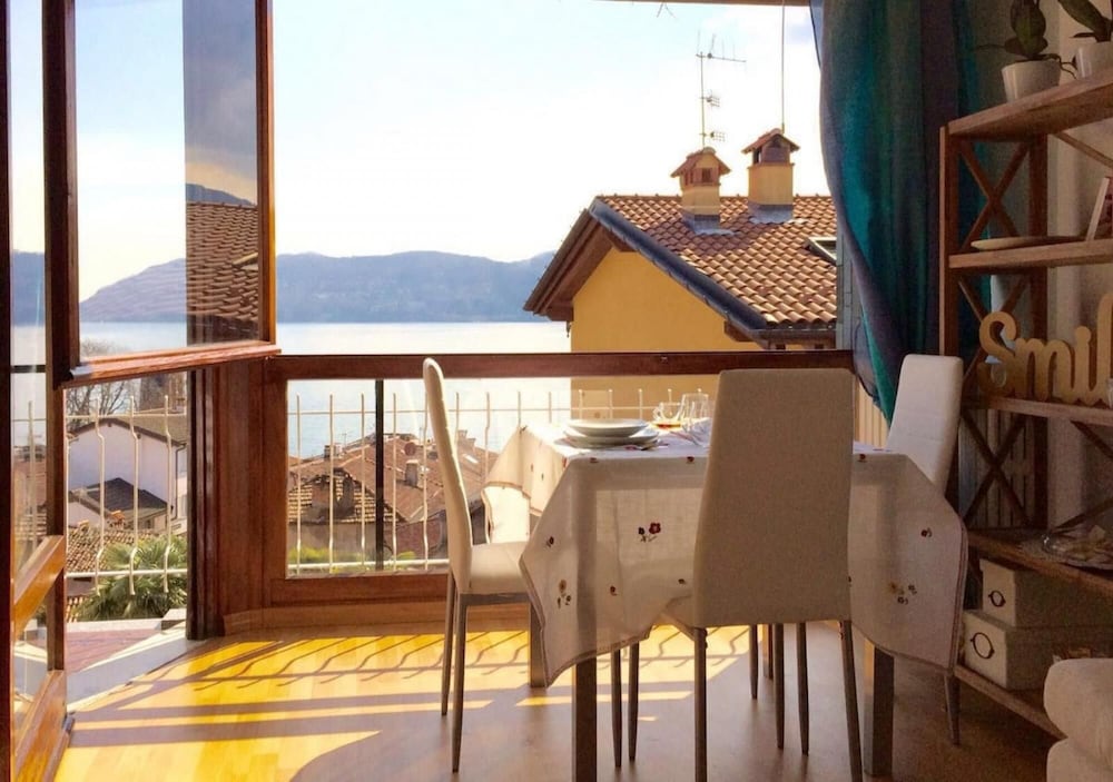 Giuse in the Centre of Verbania Pallanza view 3