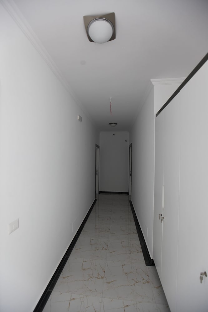 Irdi Aparthotel