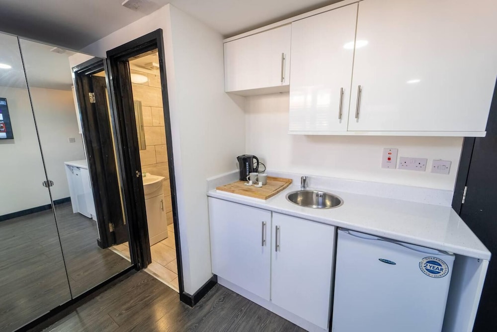 Modern Cosy Studio Available view 4