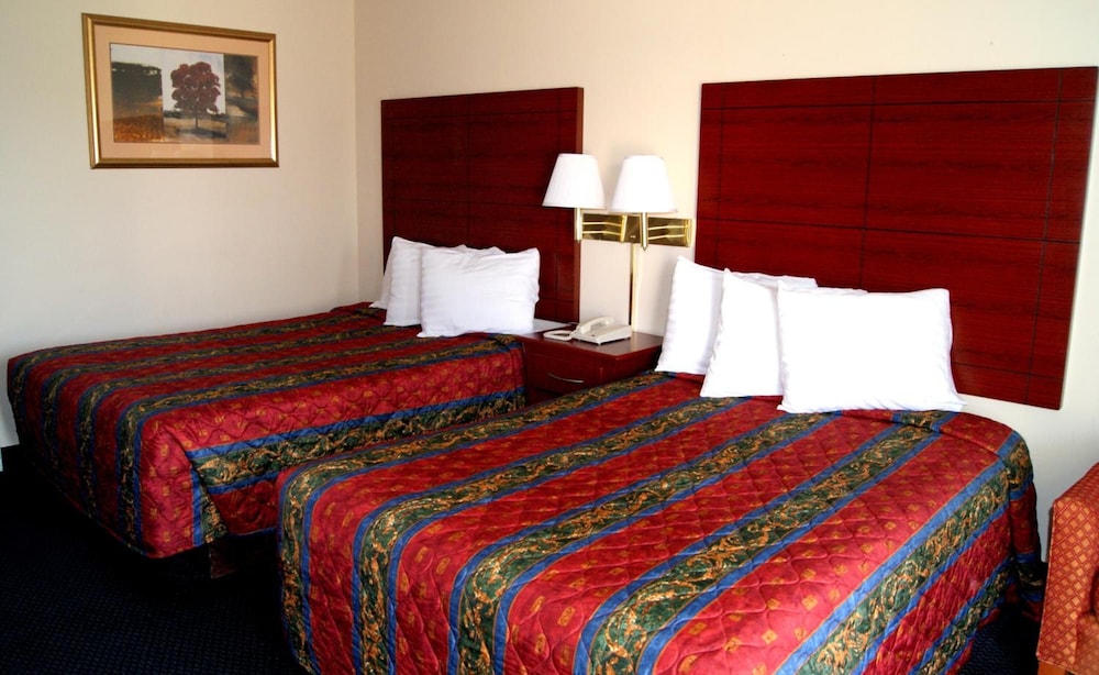 Red Carpet Inn